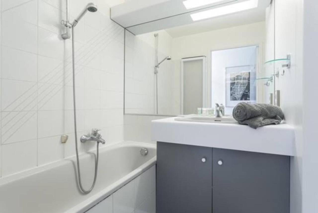 Modern Studio Apt W/Balcony/Port Views/Nr Old Town Antibes Zewnętrze zdjęcie